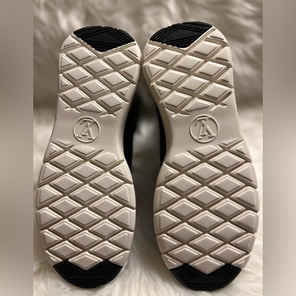 LOUIS VUITTON aftergame sneaker boot brand new - Picture 5 of 5